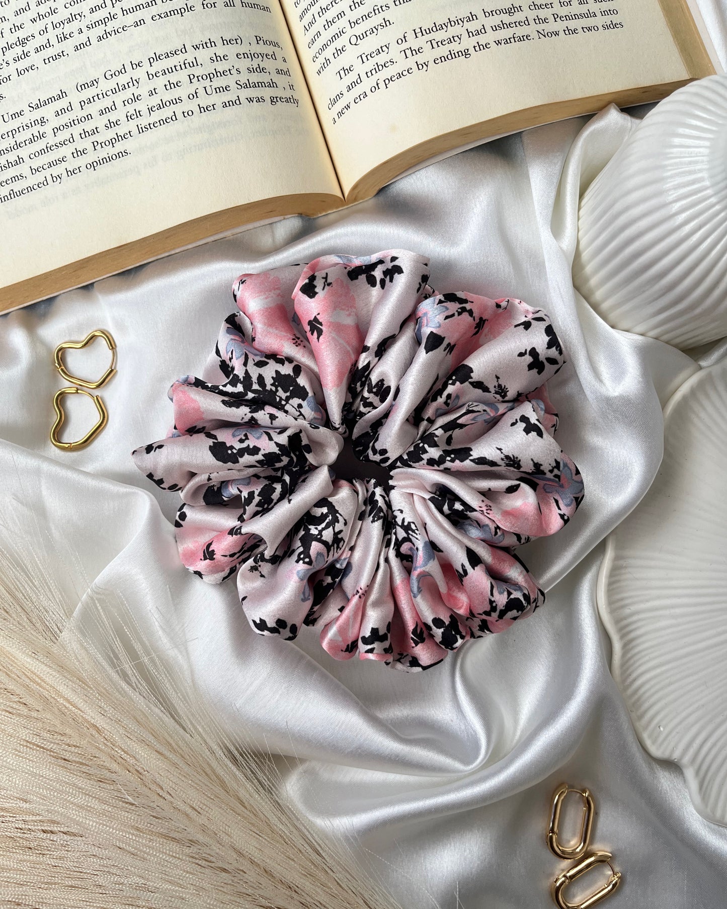 'Valentina' Printed Scrunchie