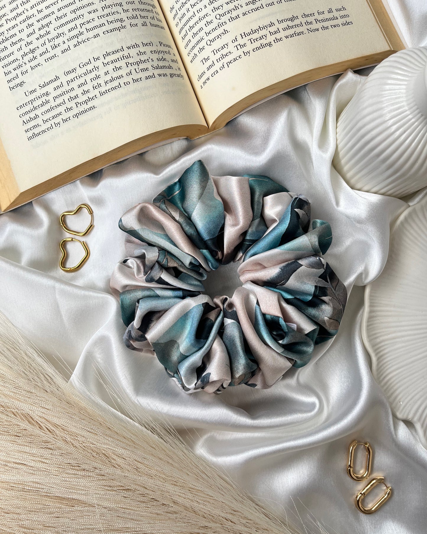 'Antheia' Printed Scrunchie